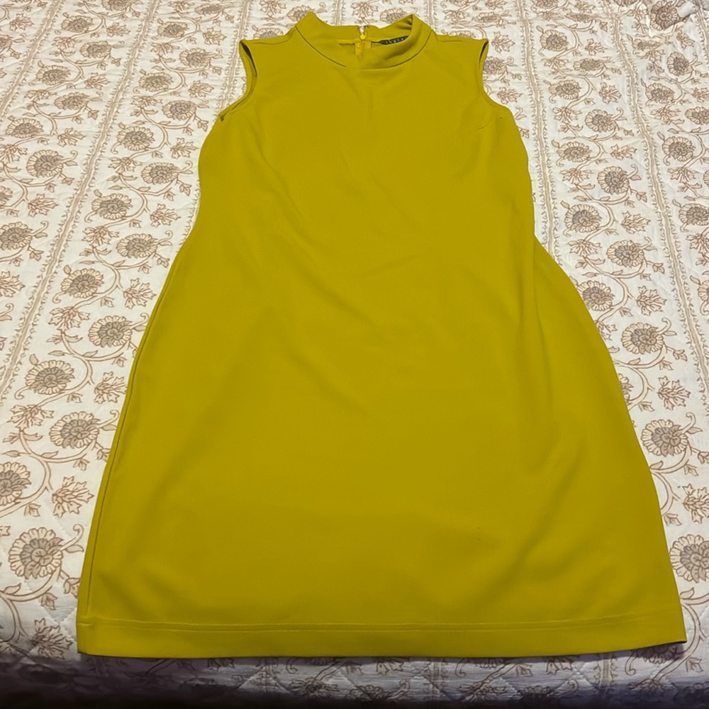 Women dress